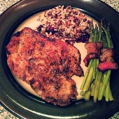 A picture of Pan Seared Pork Chops.