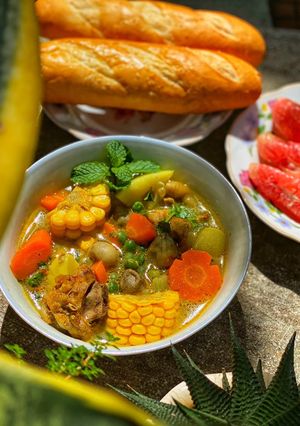 Hình của món Gà Nấu Đậu.