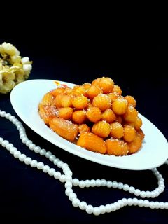 عکسی از دستور بامیه 😋😍 (شیرینی مخصوص ماه مبارک رمضان)