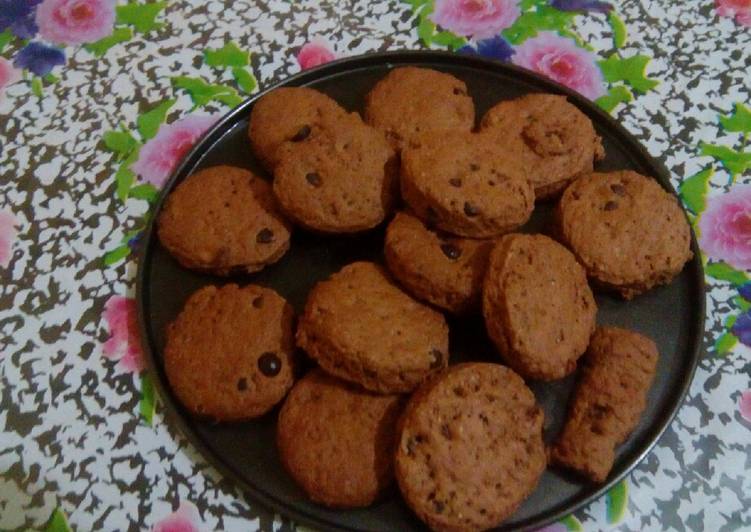 Chocolatey choc chip cookies