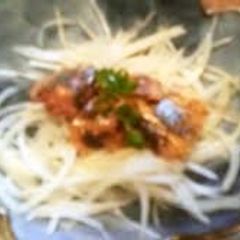 A picture of Easy Sweet Onion Salad.