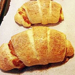 A picture of Pumpkin Mascarpone Cresent Rolls.