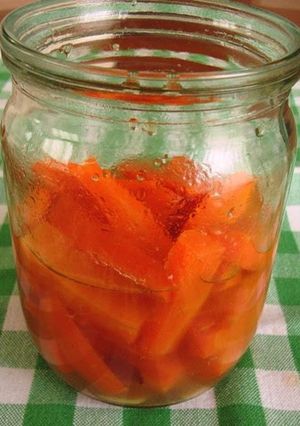A picture of Delicious Carrots Add Color to your Bentos.