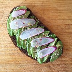 A picture of Avocado Toast.