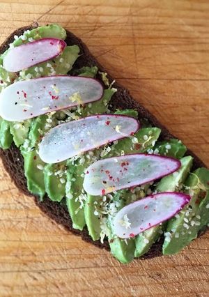 A picture of Avocado Toast.