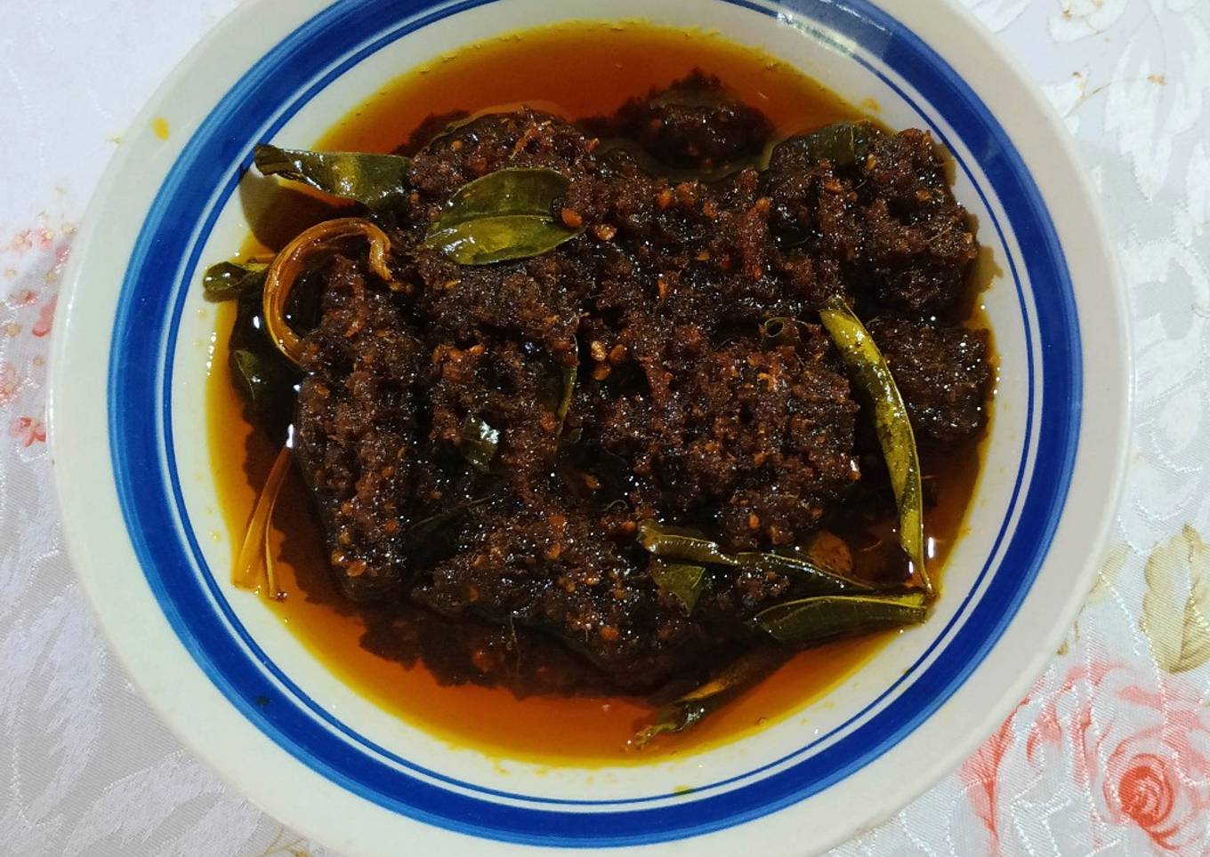 Sambal hitam ala bebek madura