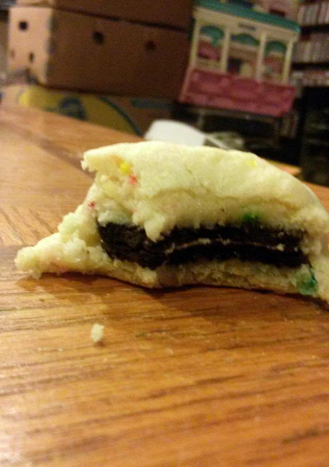A picture of Oreo Cake Batter Cookies.
