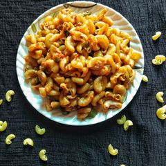A picture of Desi style macaroni pasta.