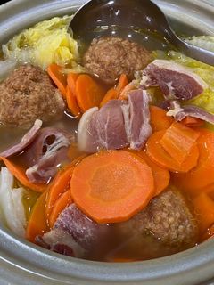 獅子頭煨大白菜 的食譜成品照片