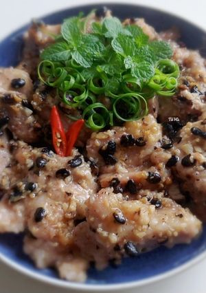Hình của món SƯỜN non hấp tàu xì.