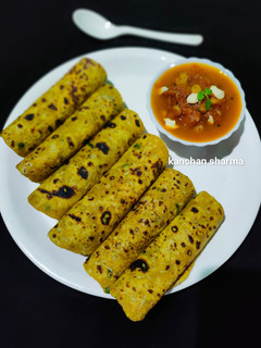 मूली के परांठे (Mooli ke parathe recipe in hindi) रेसिपी मुख्य फोटो