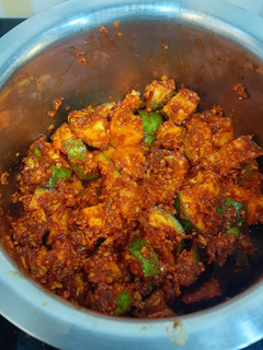કેરી નું ઇન્સ્ટન્ટ અથાણું (Keri Instant Athanu Recipe In Gujarati) રેસીપી મુખ્ય ફોટો