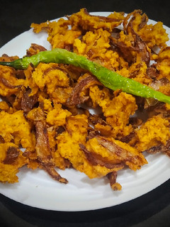 A picture of Crunchy Onion Pakode.