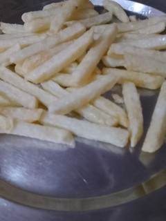 फ्रेंच फ्राइज (french fries recipe in Hindi) रेसिपी मुख्य फोटो