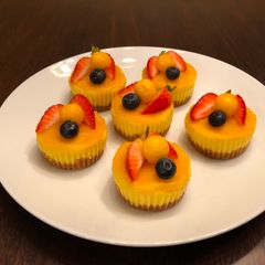 A picture of Mini Mango Cheesecake.
