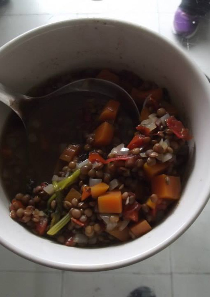 Una foto de Lentejas rancheras mexicanas a lo pobres para cuaresma, ahora veganas