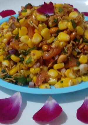 અમેરિકન મકાઈ ની ભેળ (American Makai Bhel Recipe In Gujarati) રેસીપી મુખ્ય ફોટો