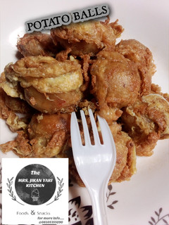 A picture of Potato balls.