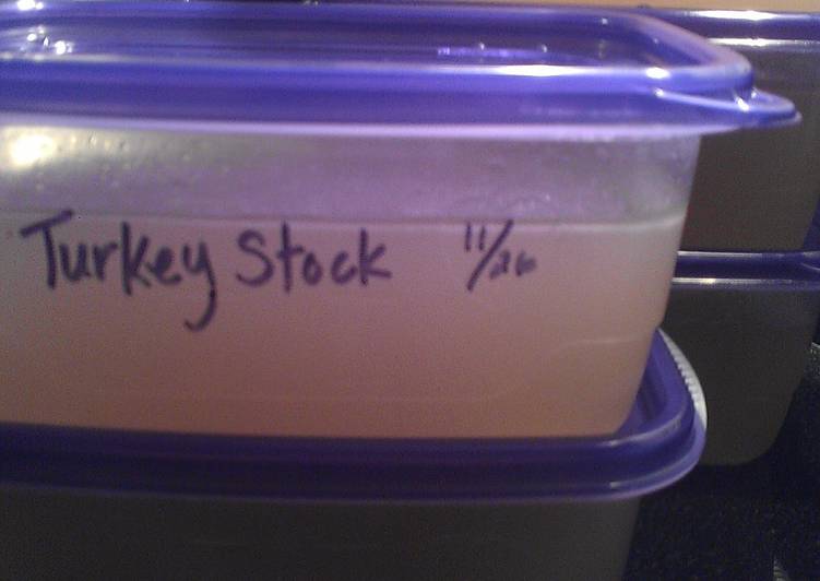 Easiest Way to Make Quick Turkey Stock