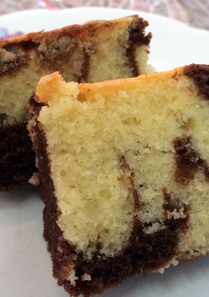 A picture of Marble Cake.