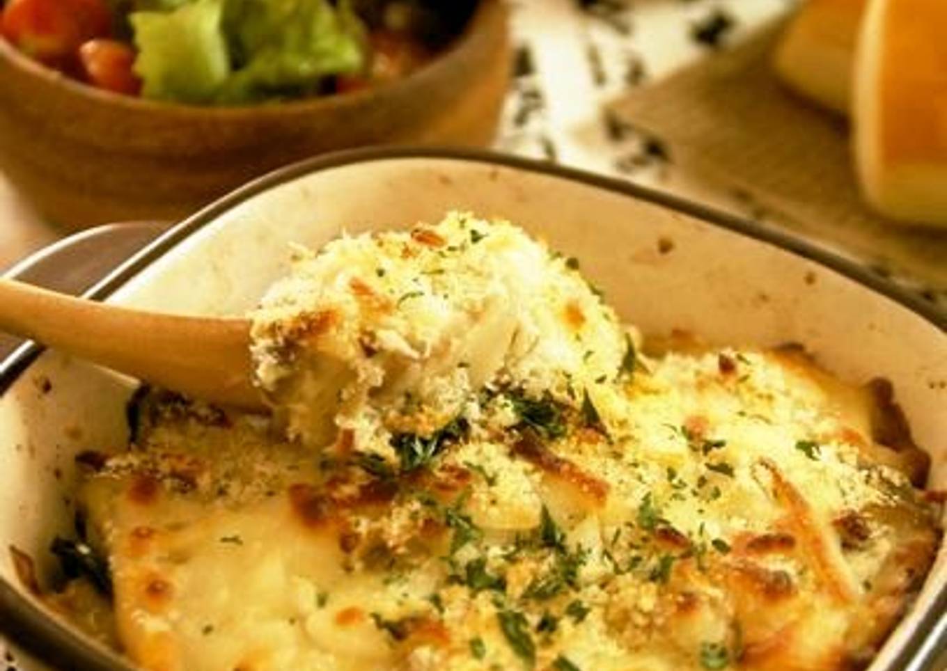 Oyster and Spinach Gratin with Soy Milk and White Miso Sauce