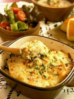 A picture of Oyster and Spinach Gratin with Soy Milk and White Miso Sauce.