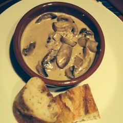 A picture of Creamy Garlic Mushrooms.