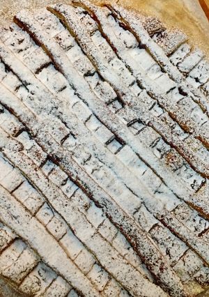 Una foto de Tarta de hojaldre con mermelada de frambuesa