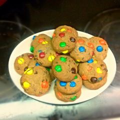 A picture of Browned Butter MnM Cookies.