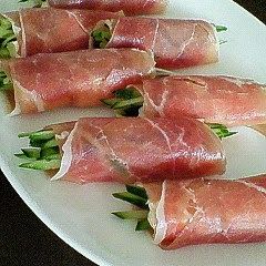 A picture of Cured Ham Rolls.