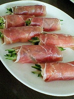 A picture of Cured Ham Rolls.