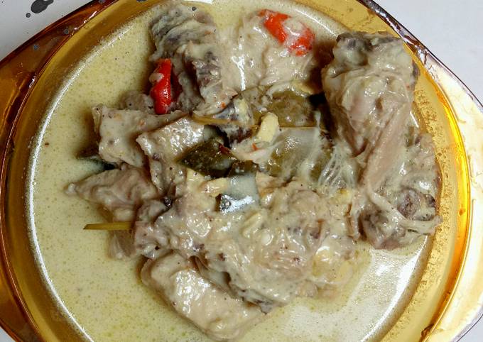 Yuk intip, Resep membuat Opor Ayam Putih hidangan Hari Raya dijamin nikmat