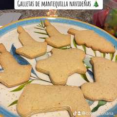 Una foto de Galletas de mantequilla de molde🥰