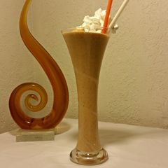 A picture of Pumpkin Pie Milkshake.