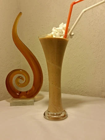 Simple Way Prepare Recipe Pumpkin Pie Milkshake that is Can Pamper Your Tongue, Appealing}