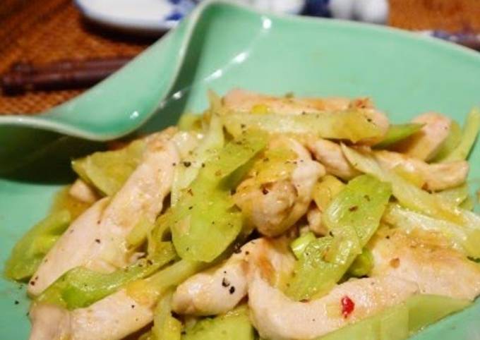 Recipe of Favorite Stir-fried Chicken Breast and Celery with Spicy Hot Miso