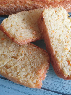 Una foto de Bizcocho de naranja sin huevos (en Thermomix/horno)