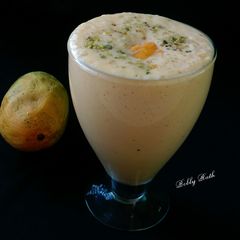 A picture of Mango milk shake.