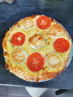 Une photo de Tarte Courgette, Tomates, Chèvre 😋