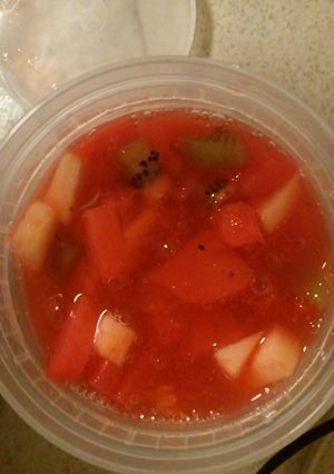 A picture of Refreshing fruit jello compote!.