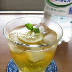 A picture of Fizzy Soda Tea.