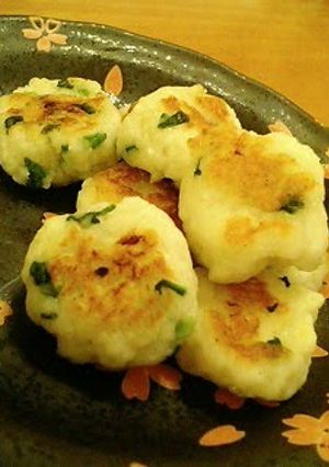 A picture of Fried Hanpen Nuggets.