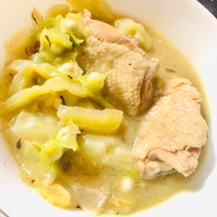 A picture of Chicken and Moringa Drumsticks Soup.