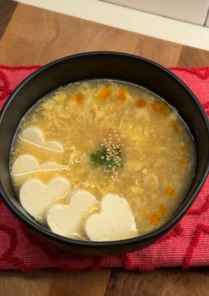 A picture of Egg drop soup (valentines ver.).