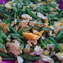 A picture of Fried Green Beans with Scrumbled Eggs.