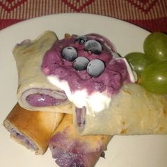 A picture of Blueberry cream cheese crape.