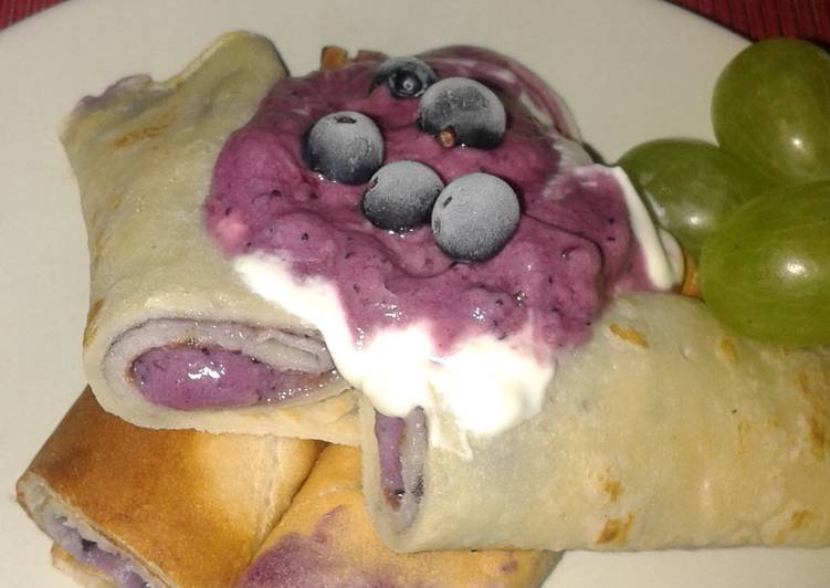 How to Prepare Award-winning Blueberry cream cheese crape