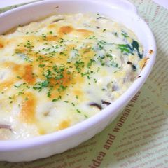 A picture of Healthy Mushroom Au Gratin with Tofu Sauce.