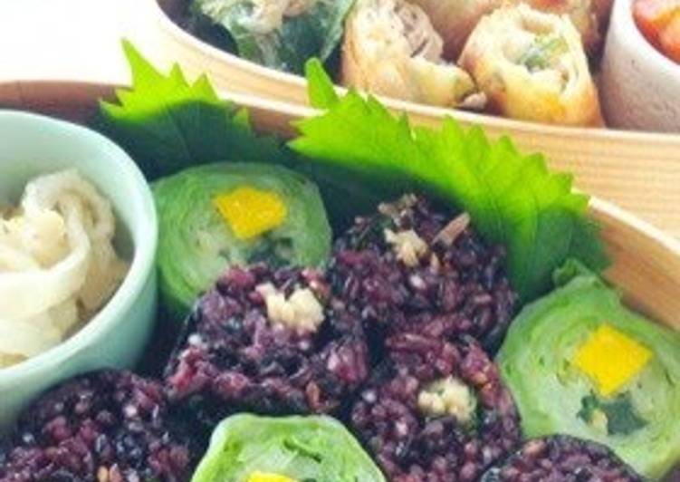 Recipe of Speedy Black Rice Futomaki Rolls with Wasabi Stems