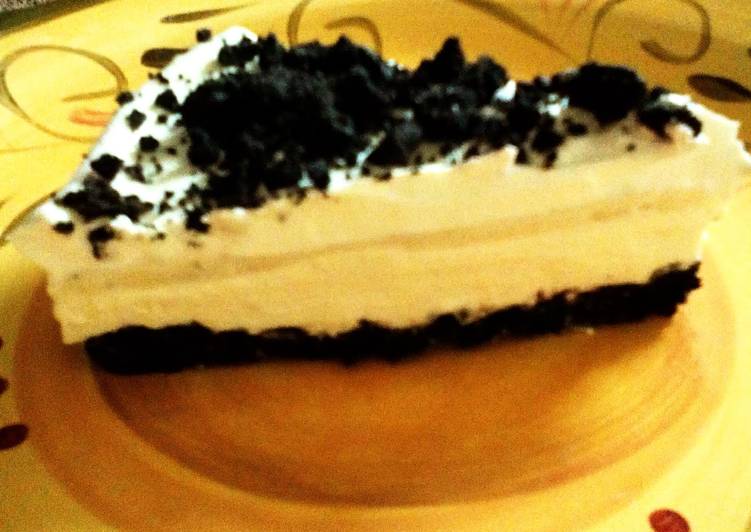 Steps to Make Favorite Oreo Pie